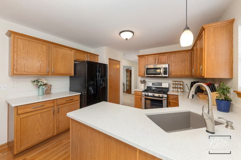 Tiny photo for 1711 Red Maple Drive, Plainfield, IL 60586 (MLS # 12601086)