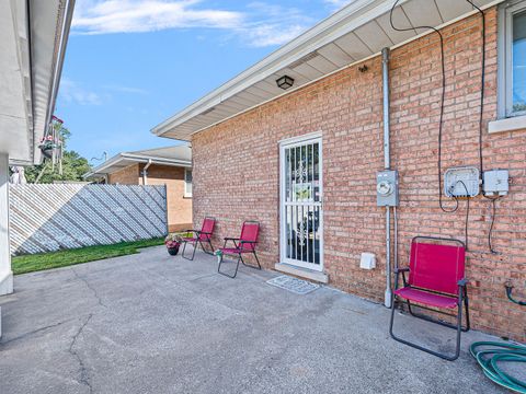 Tiny photo for 18644 William Street, Lansing, IL 60438 (MLS # 12490399)