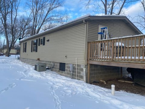 Tiny photo for 9255 Campbell Street, Benton, IL 62812 (MLS # 12558611)