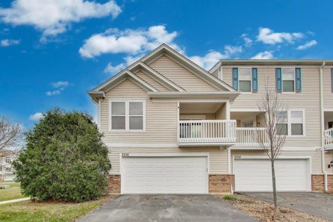 Tiny photo for 2200 Neubauer Circle, Lindenhurst, IL 60046 (MLS # 12514340)