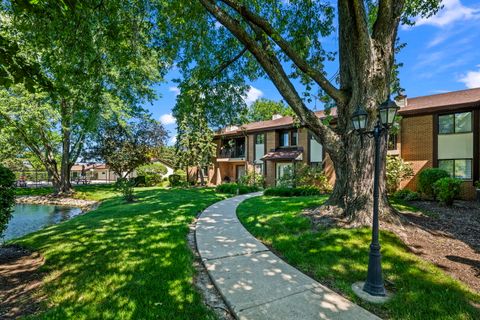 Photo of 2221 WHARF Drive #208, Woodridge, IL 60517 (MLS # 12678022)