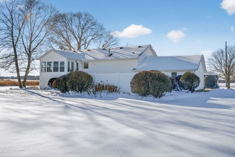 Tiny photo for 2420 N Dwight Road, Morris, IL 60450 (MLS # 12528053)