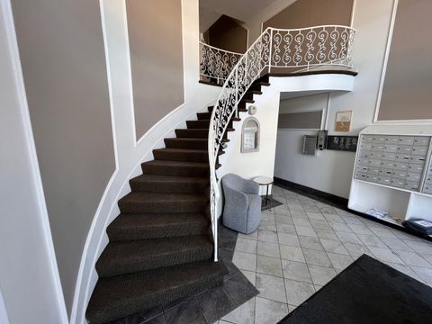 Tiny photo for 5000 Carriageway Drive #305, Rolling Meadows, IL 60008 (MLS # 12563879)