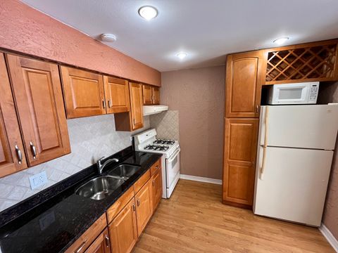 Tiny photo for 5000 Carriageway Drive #305, Rolling Meadows, IL 60008 (MLS # 12563879)