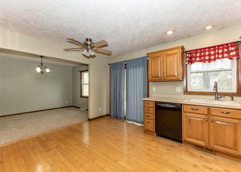 Tiny photo for 25 Oak Grove Road, Geneseo, IL 61254 (MLS # 12621377)