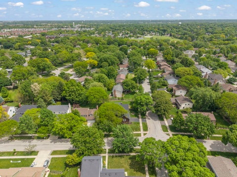 Tiny photo for 210 Westmoreland Lane, Naperville, IL 60540 (MLS # 12626526)