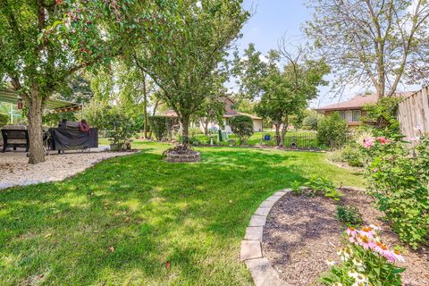 Tiny photo for 136 Caryville Lane, Schaumburg, IL 60193 (MLS # 12607548)
