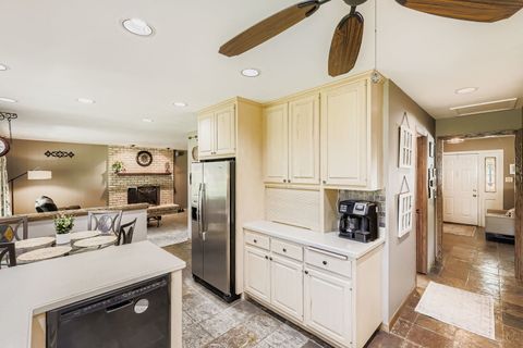 Tiny photo for 136 Caryville Lane, Schaumburg, IL 60193 (MLS # 12607548)