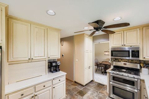 Tiny photo for 136 Caryville Lane, Schaumburg, IL 60193 (MLS # 12607548)