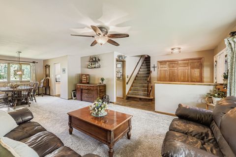 Tiny photo for 136 Caryville Lane, Schaumburg, IL 60193 (MLS # 12607548)
