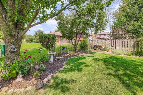 Tiny photo for 136 Caryville Lane, Schaumburg, IL 60193 (MLS # 12607548)