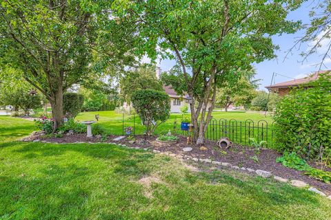 Tiny photo for 136 Caryville Lane, Schaumburg, IL 60193 (MLS # 12607548)