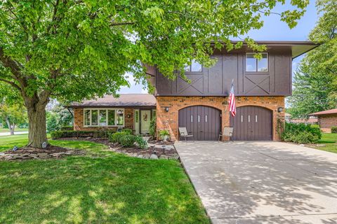 Photo of 136 Caryville Lane, Schaumburg, IL 60193 (MLS # 12607548)