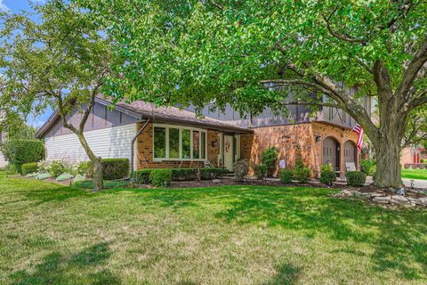 Tiny photo for 136 Caryville Lane, Schaumburg, IL 60193 (MLS # 12607548)