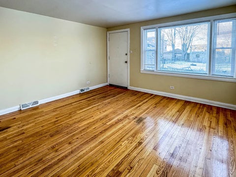 Tiny photo for 7717 S Saginaw Avenue #H, Chicago, IL 60649 (MLS # 12788969)