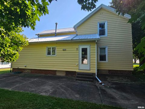 Tiny photo for 127 N VAIL Street, Geneseo, IL 61254 (MLS # QC4267067)