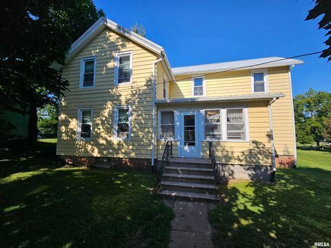 Tiny photo for 127 N VAIL Street, Geneseo, IL 61254 (MLS # QC4267067)