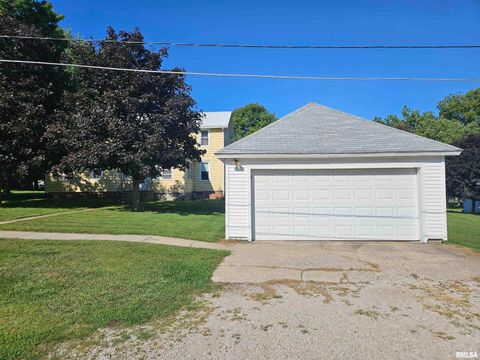 Tiny photo for 127 N VAIL Street, Geneseo, IL 61254 (MLS # QC4267067)
