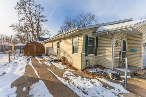 Tiny photo for 630 A W South Street, Pontiac, IL 61764 (MLS # 12529867)