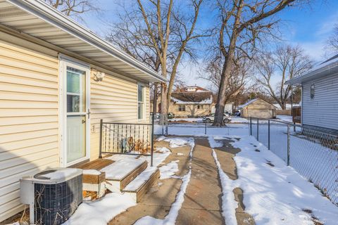 Tiny photo for 630 A W South Street, Pontiac, IL 61764 (MLS # 12529867)