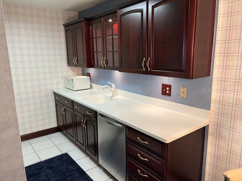 Tiny photo for 500 Thames Parkway #1F, Park Ridge, IL 60068 (MLS # 12579419)