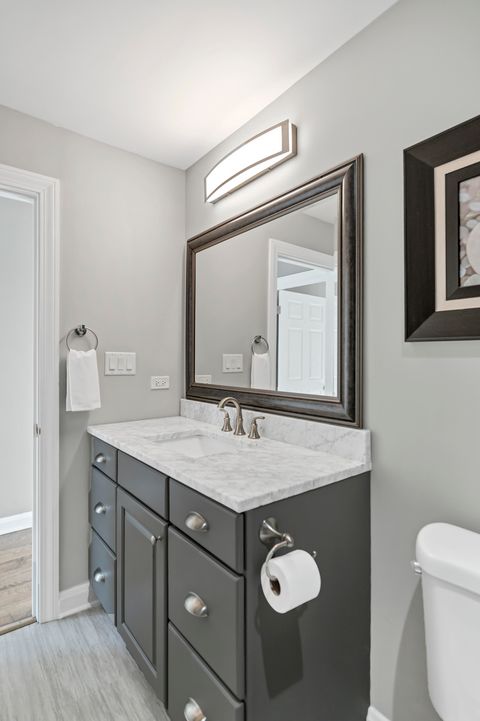 Tiny photo for 512 Bay Road, McHenry, IL 60051 (MLS # 12600357)