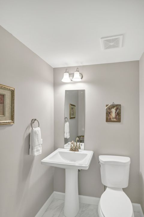 Tiny photo for 512 Bay Road, McHenry, IL 60051 (MLS # 12600357)