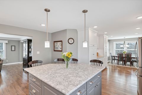 Tiny photo for 512 Bay Road, McHenry, IL 60051 (MLS # 12600357)