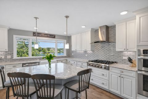 Tiny photo for 512 Bay Road, McHenry, IL 60051 (MLS # 12600357)