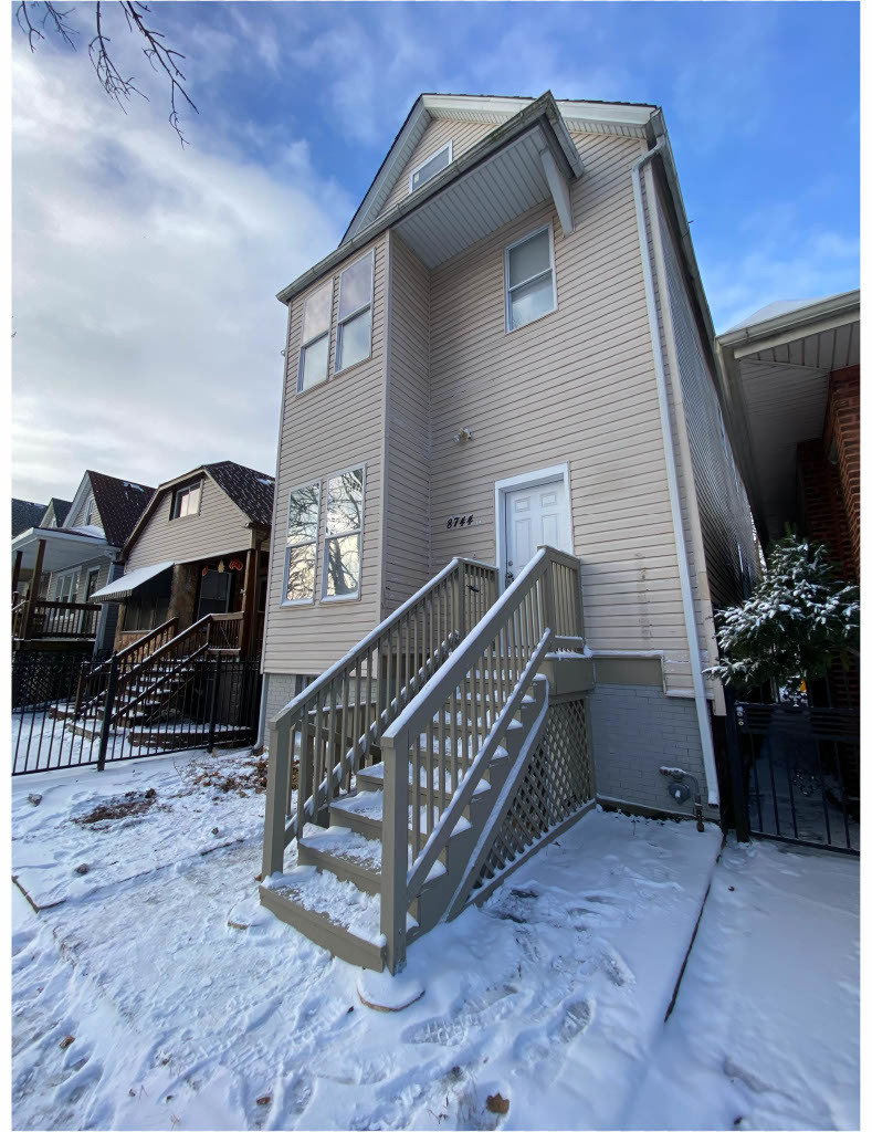 8744 S Saginaw Avenue, Chicago, IL, 60617 1 8744 S Saginaw Avenue