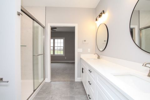 Tiny photo for 3 St. Ivans Circle, Bloomington, IL 61705 (MLS # 12350051)