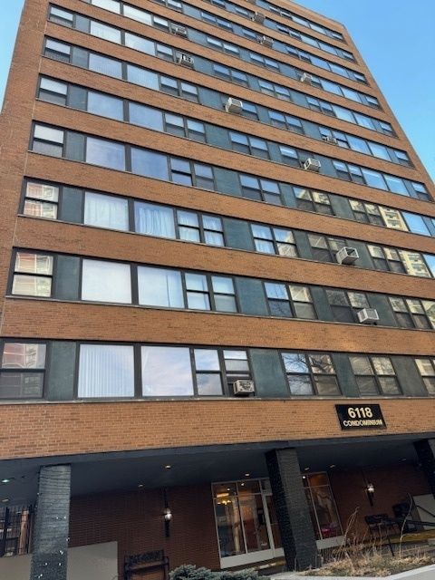 6118 N Sheridan Road 407 Chicago IL 60660