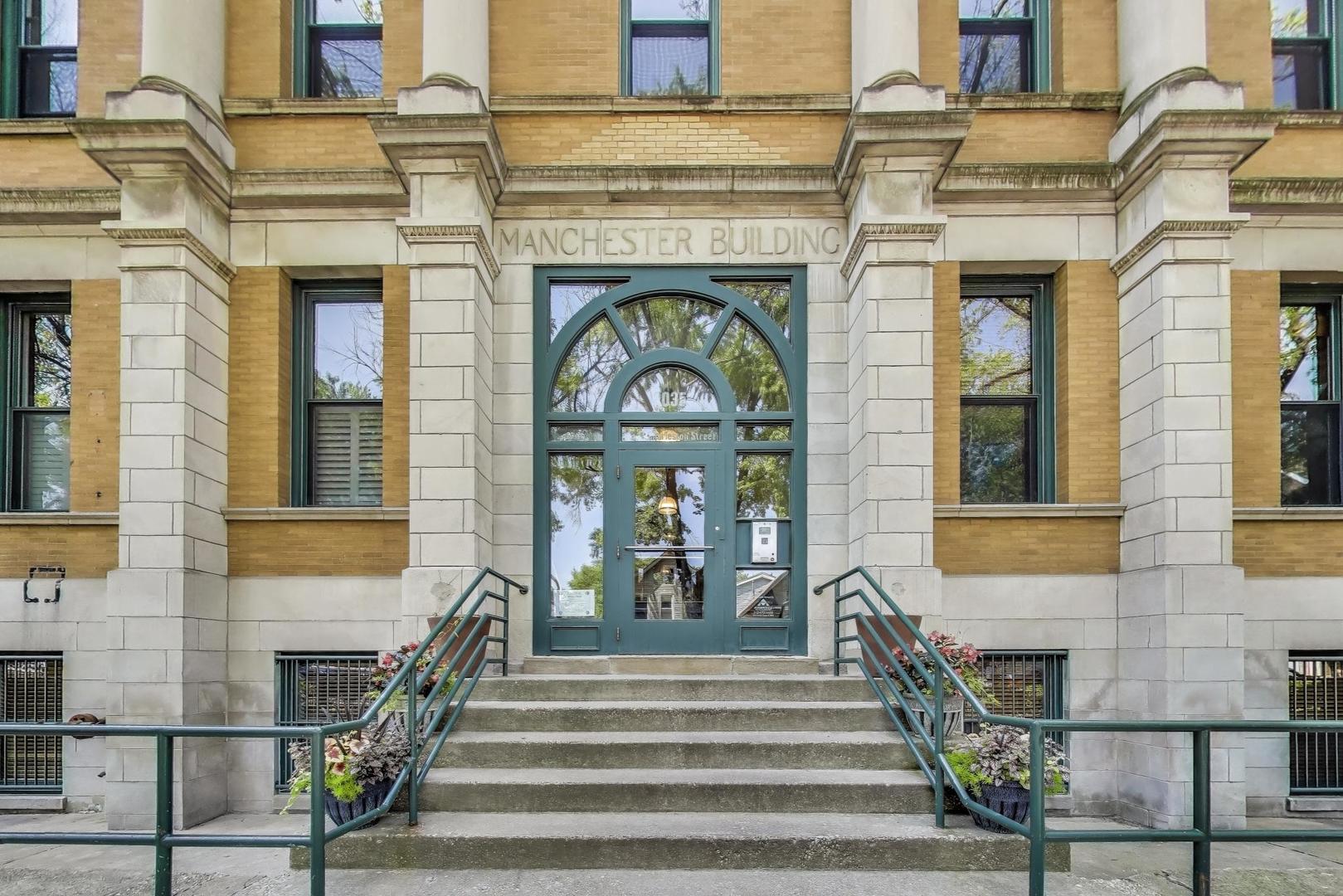 2035 W Charleston Street 205
