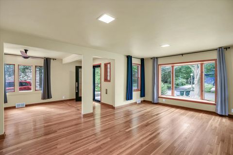 Tiny photo for 709 W Vermont Avenue, Urbana, IL 61801 (MLS # 12387897)