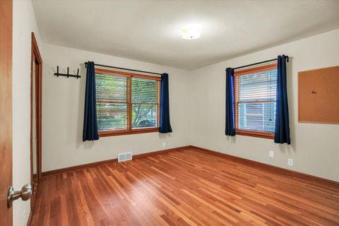 Tiny photo for 709 W Vermont Avenue, Urbana, IL 61801 (MLS # 12387897)