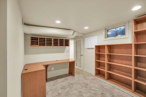 Tiny photo for 709 W Vermont Avenue, Urbana, IL 61801 (MLS # 12387897)