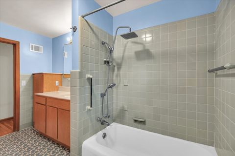 Tiny photo for 709 W Vermont Avenue, Urbana, IL 61801 (MLS # 12387897)