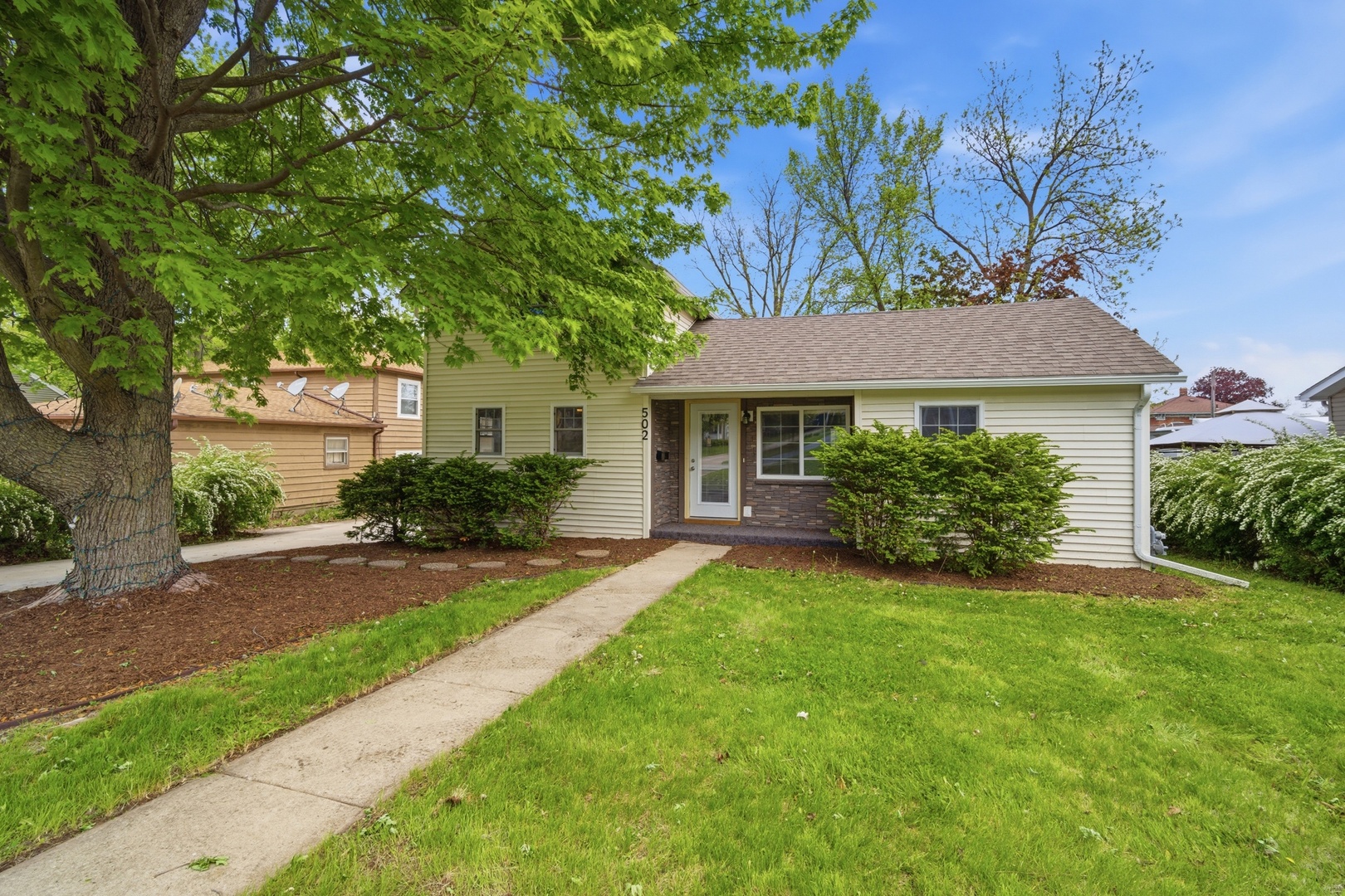 502 W Grant Highway
