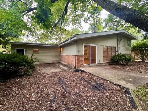 Tiny photo for 129 Warwick Street, Park Forest, IL 60466 (MLS # 12675239)