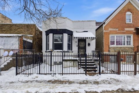 Photo of Chicago, IL 60651 (MLS # 12533744)