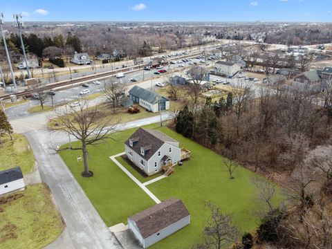 Tiny photo for 16637-16639 W Brockman Avenue, Lincolnshire, IL 60069 (MLS # 12508753)