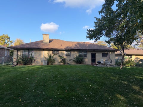 Tiny photo for 557 E 2nd Street, Lockport, IL 60441 (MLS # 12797484)