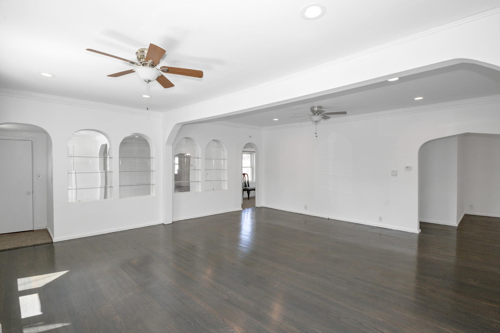 235 N ARDMORE Avenue