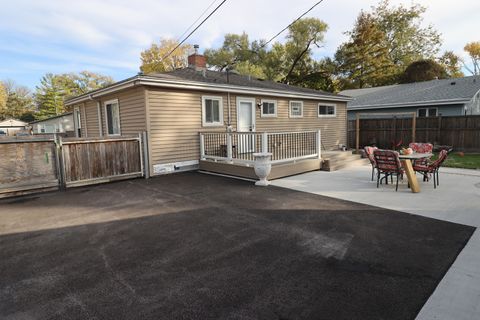 Tiny photo for 626 N Biermann Avenue, Villa Park, IL 60181 (MLS # 12513070)