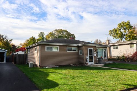 Tiny photo for 626 N Biermann Avenue, Villa Park, IL 60181 (MLS # 12513070)