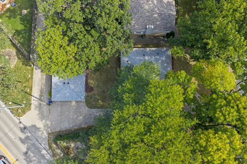 Tiny photo for 9624 W Shore Drive, Oak Lawn, IL 60453 (MLS # 12508116)