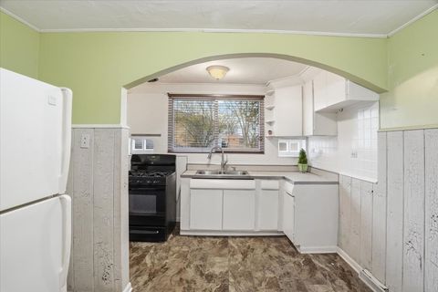 Tiny photo for 34223 N Harrison Avenue, Round Lake, IL 60073 (MLS # 12608411)