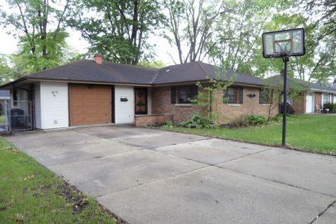 Photo of 450 Michigan Avenue, Aurora, IL 60506 (MLS # 12644148)