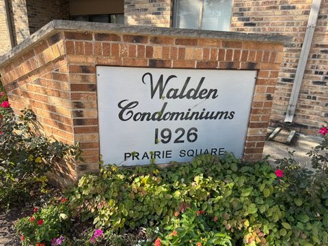 Photo of 1926 Prairie Square #302, Schaumburg, IL 60173 (MLS # 12495481)