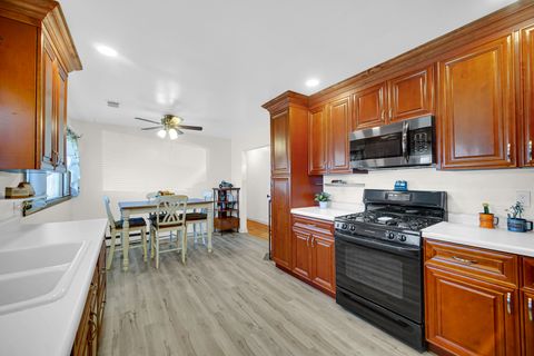 Tiny photo for 3709 Hawthorne Street, Harvard, IL 60033 (MLS # 12603953)